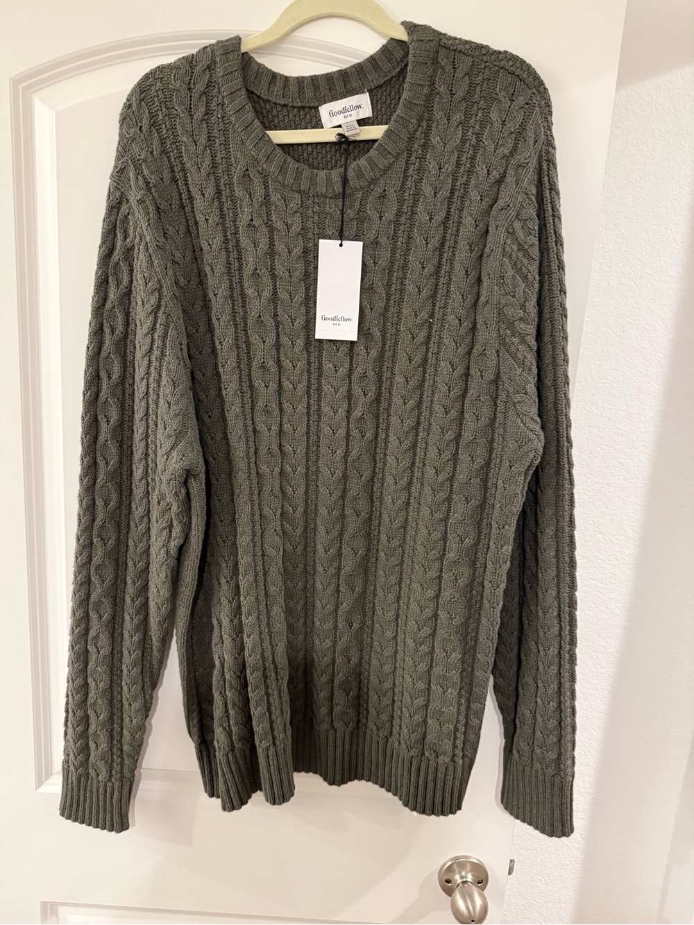 Goodfellow & Co Olive Green Cable Crewneck Sweater